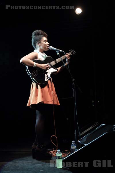 LIANNE LA HAVAS - 2011-09-02 - PARIS - Point Ephemere - 